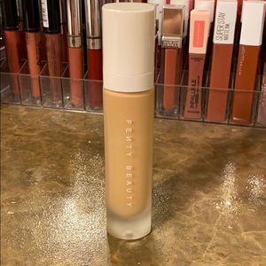 Fenty beauty foundation